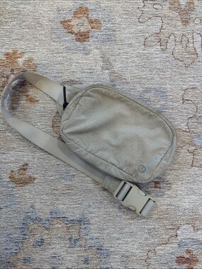 Lululemon Grey Belt Bag Crossbody Waist Bag